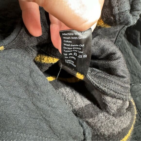 Flint And Tinder Quilted Bone Button Western Shirt Jacket Flannel Blanket Line M - Picture 8 of 8